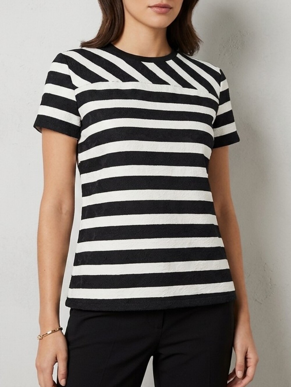 XS Ann Taylor Black and White Striped Short Sleeve Textured Blouse Women's Top